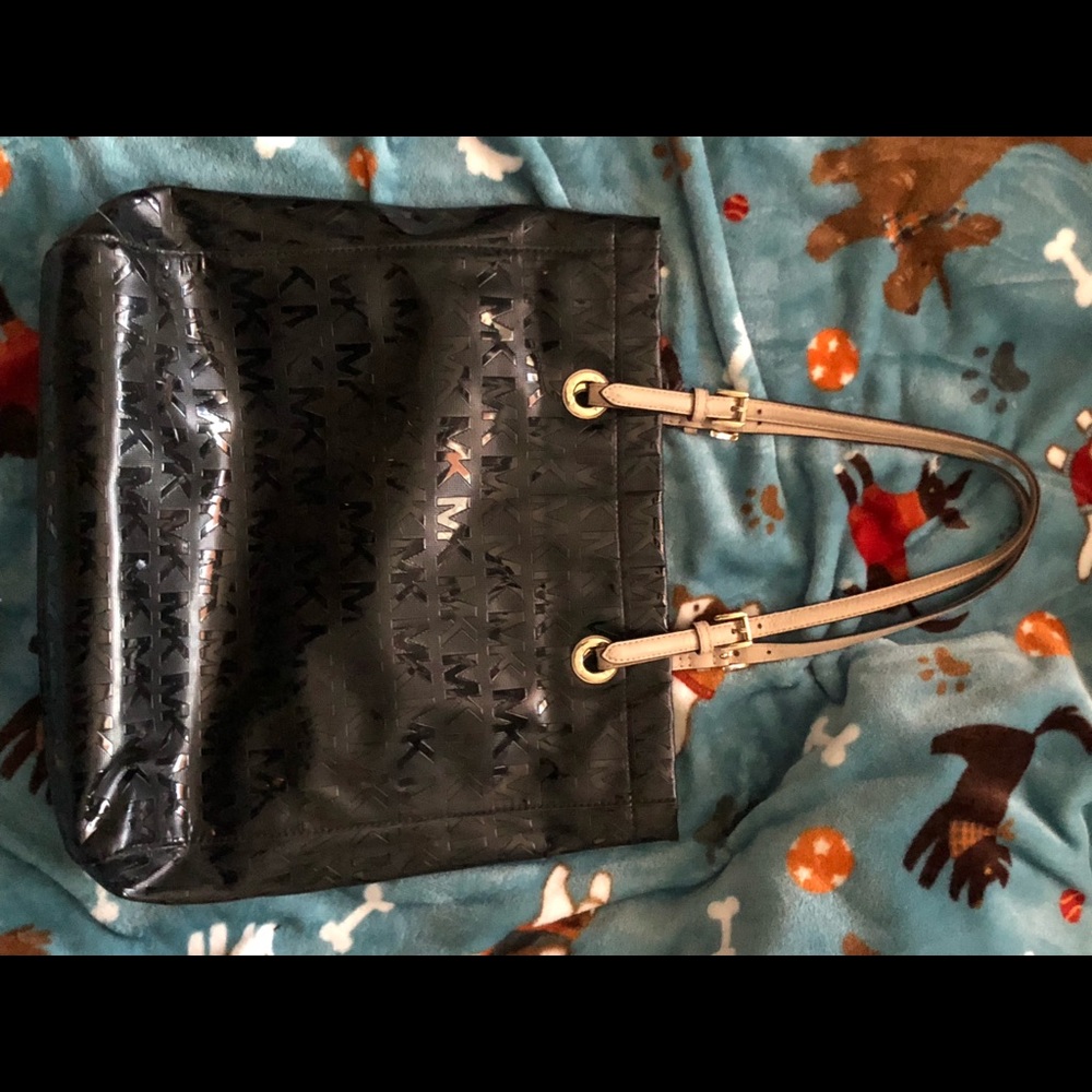 Michael Kors tote bag.
